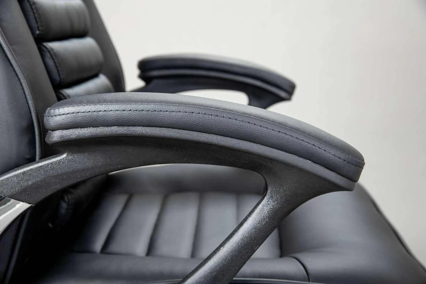 Drehstuhl Patrone 6 Drehstuhl Patrone – Bild 4