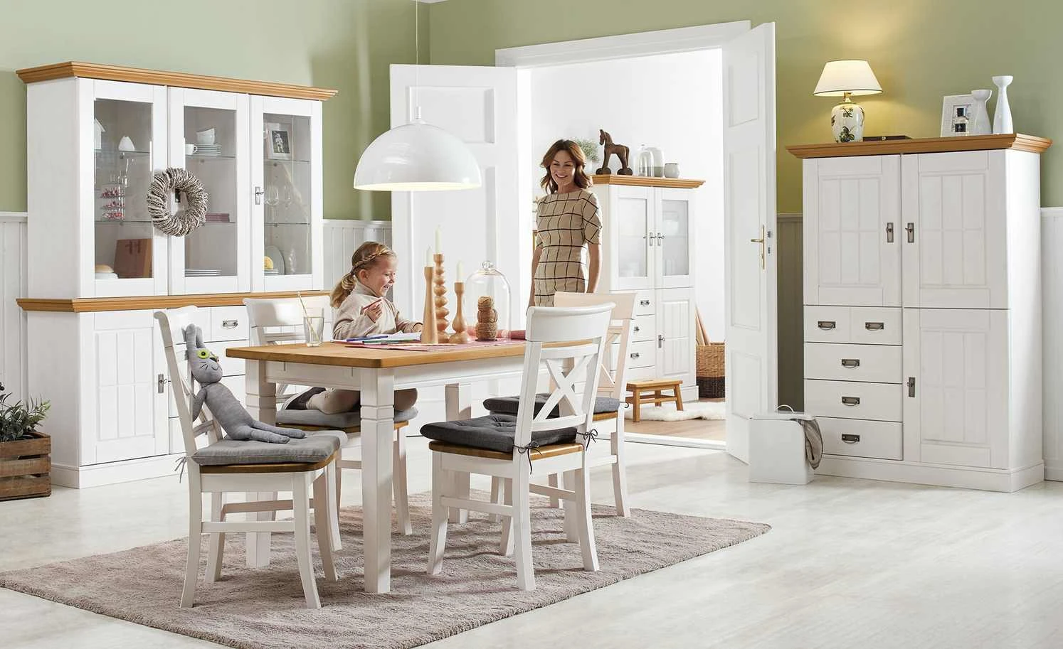 maison bleue Holzstuhl massiv Florian | Weiß / laugenfarben Nein 4 maison bleue Holzstuhl massiv Florian | Weiß / laugenfarben Nein – Bild 2