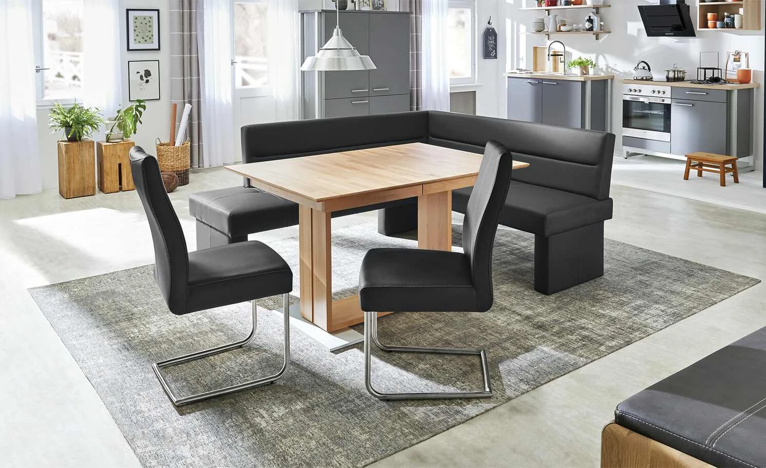 Woodford Freischwinger Lance | Schwarz 3 Woodford Freischwinger Lance | Schwarz