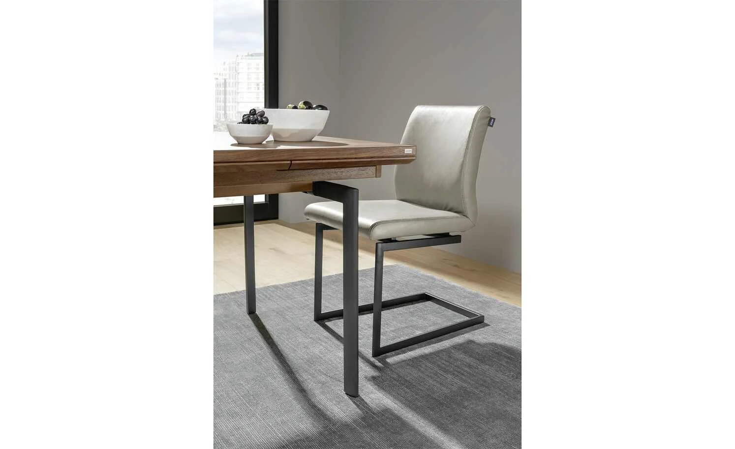 JOOP! Schwingstuhl Leder 24/7 | Eisen (Hellgrau) 6 JOOP! Schwingstuhl Leder 24/7 | Eisen (Hellgrau) – Bild 4