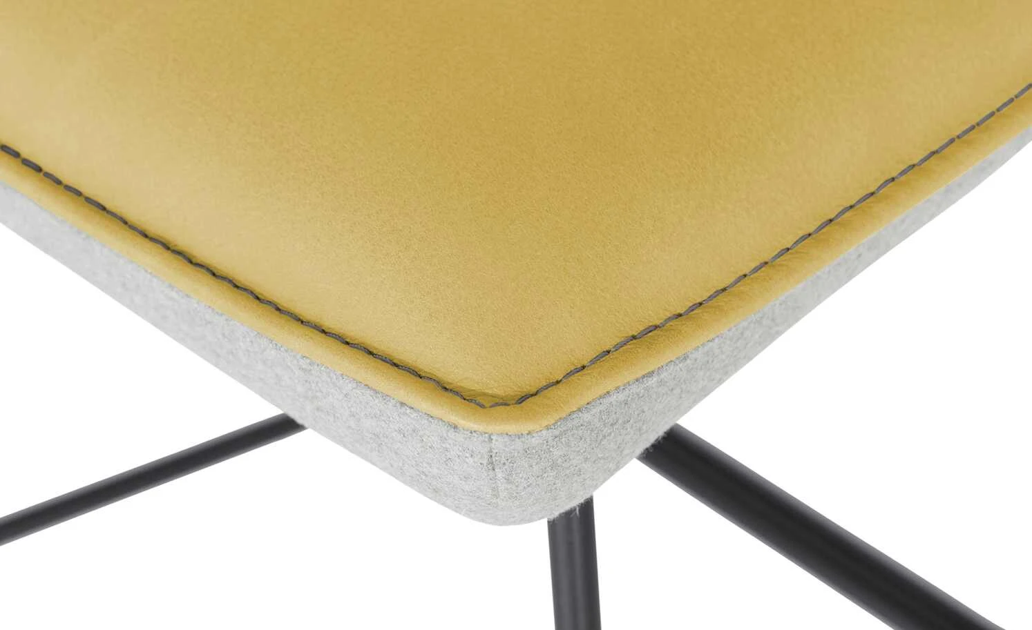 KOINOR Kufenstuhl Leder Schwof | Safran (Gelb) / Hellgrau 12 KOINOR Kufenstuhl Leder Schwof | Safran (Gelb) / Hellgrau – Bild 10